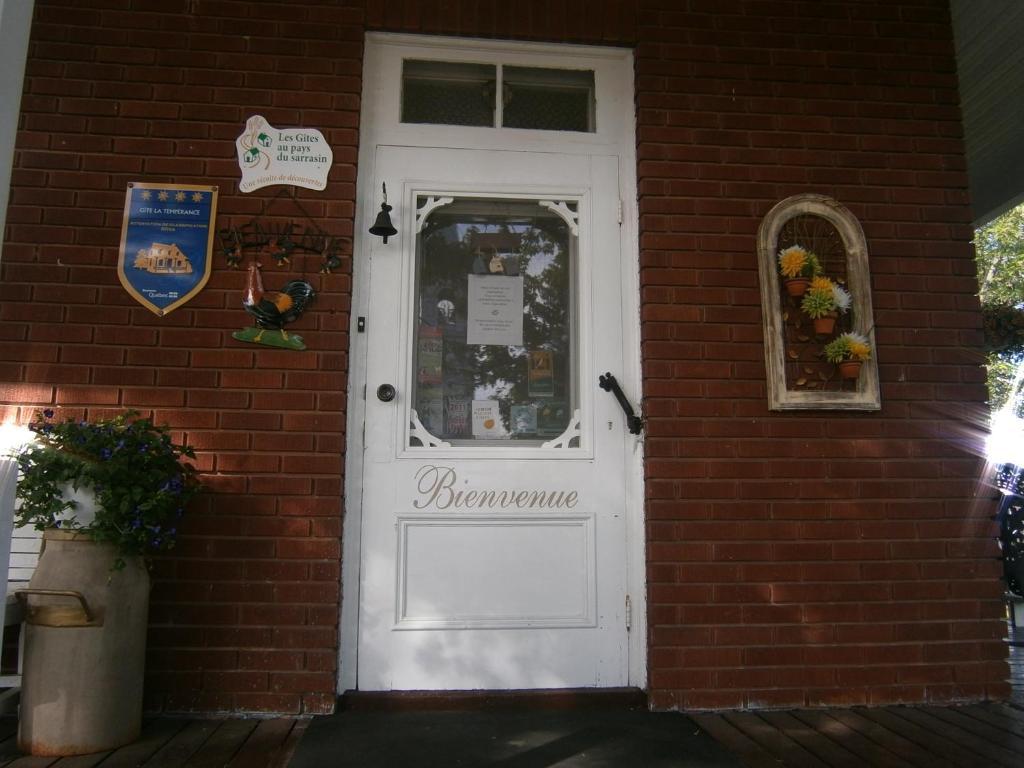 Gite La Temperance Charette Экстерьер фото